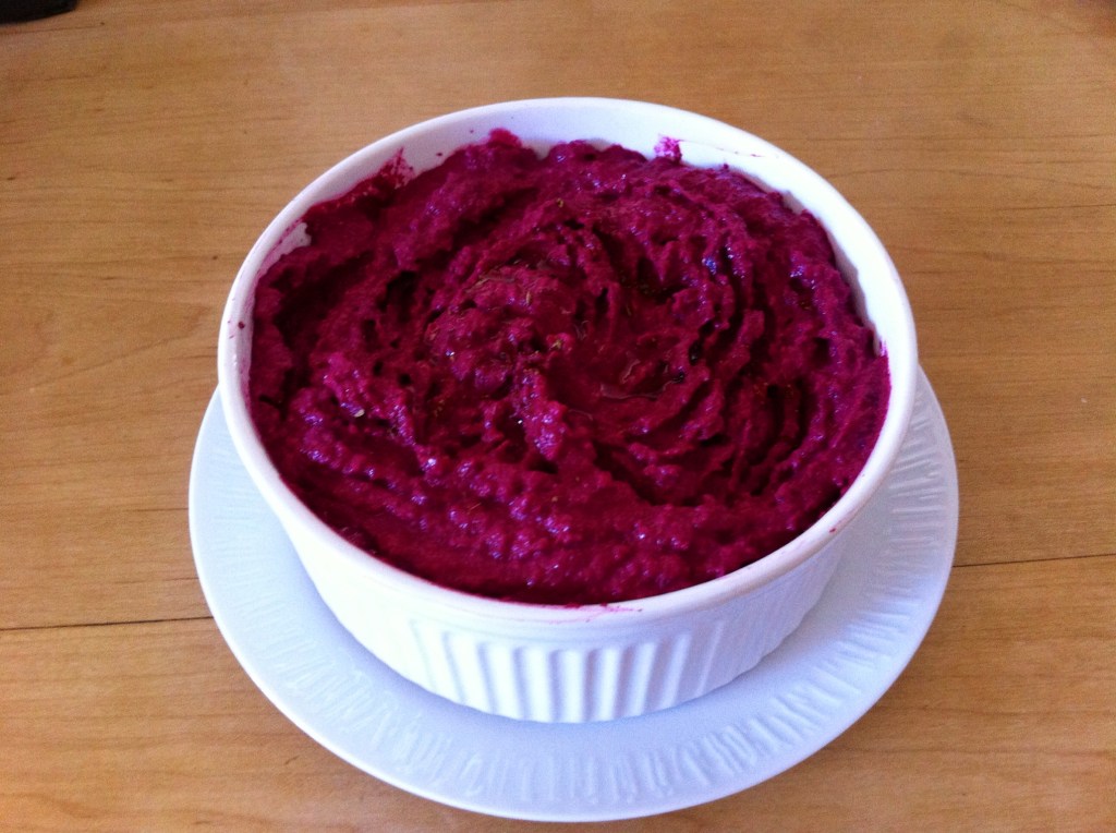 Beetroot hummus