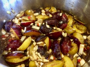 Red plum chutney