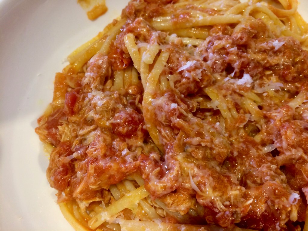 Linguine bolognese