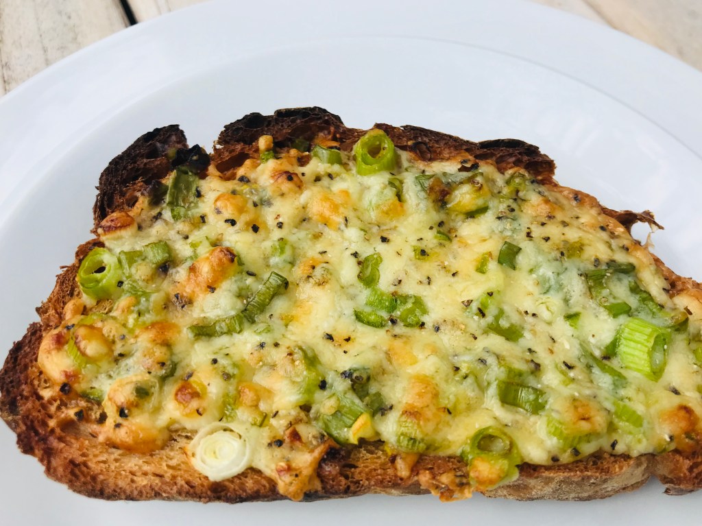 Chilli cheese toast