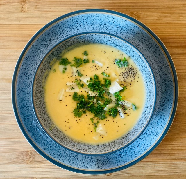 golden root veg soup