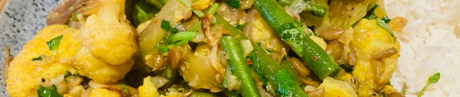 Vegan cauliflower curry