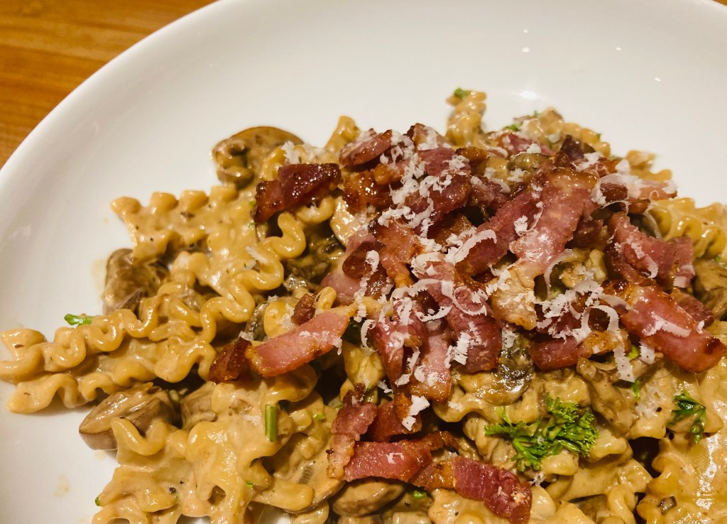Malfada Corta with mushrooms and bacon