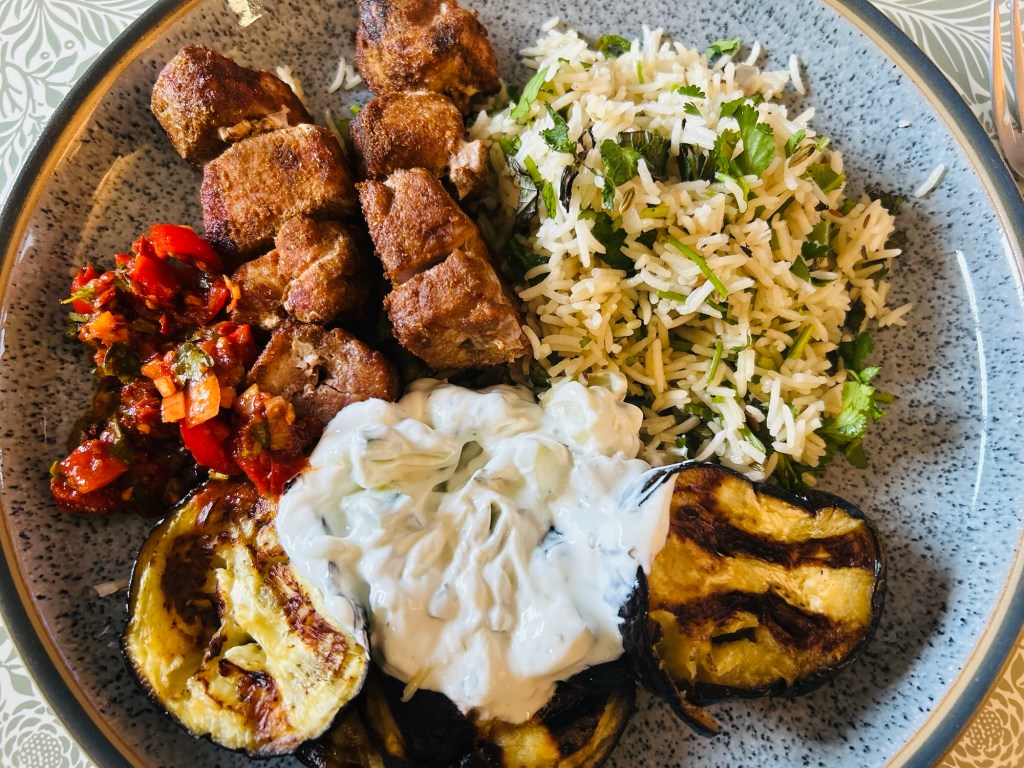 Pork souvlaki with roasted&nbsp;vegetables